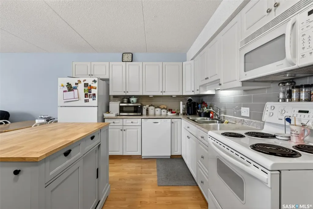 2501 1st Avenue W Prince Albert SK S6V 5A3