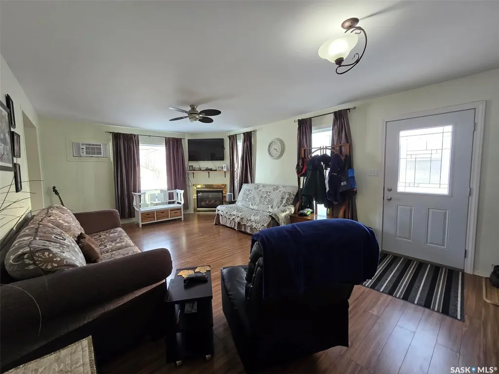 506 Qu'appelle Street Grenfell SK S0G 2B0