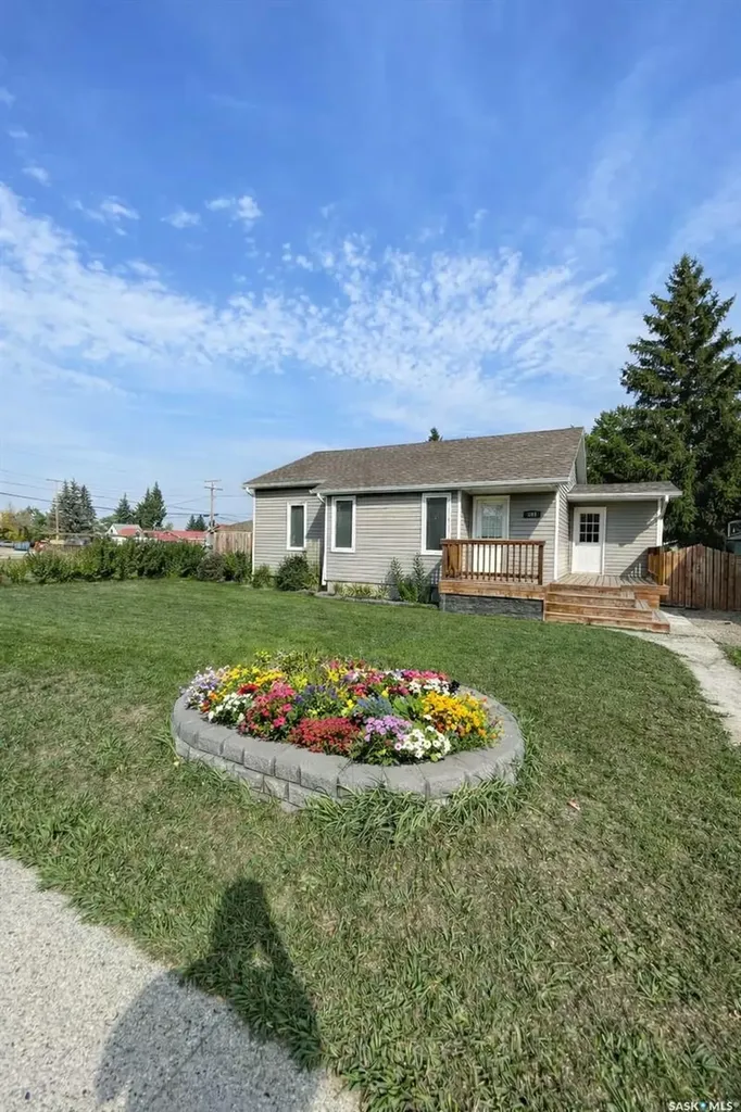 809 Lalonde Street Whitewood SK S0G 5C0