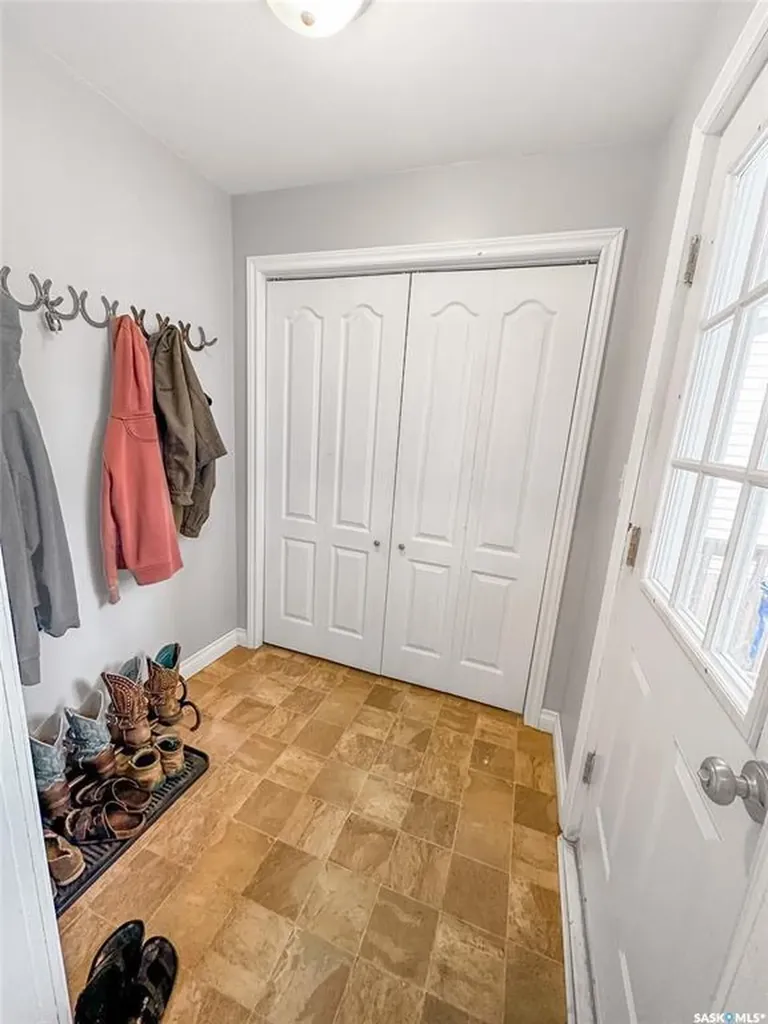 809 Lalonde Street Whitewood SK S0G 5C0