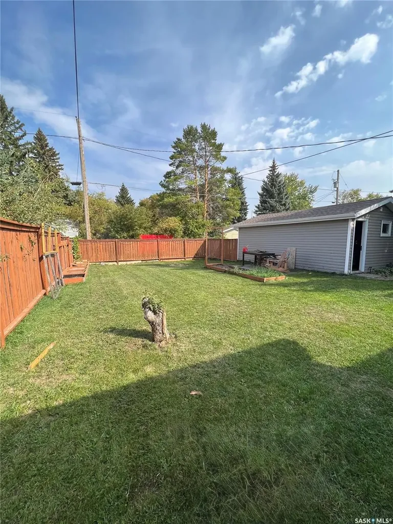 809 Lalonde Street Whitewood SK S0G 5C0