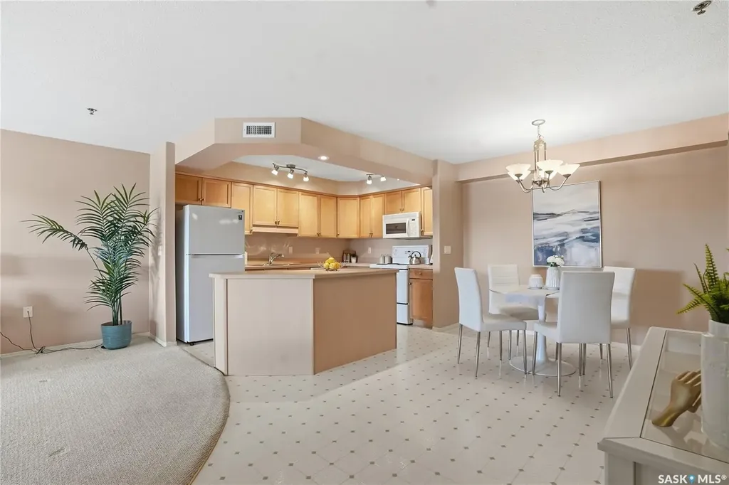 2213 Adelaide Street E Saskatoon SK S7J 0J6