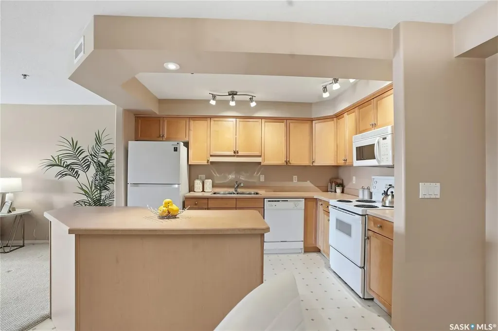 2213 Adelaide Street E Saskatoon SK S7J 0J6