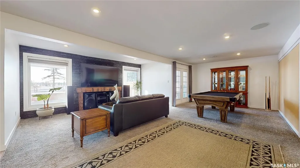 8507 Kestral Drive Regina SK S4Y 1H2