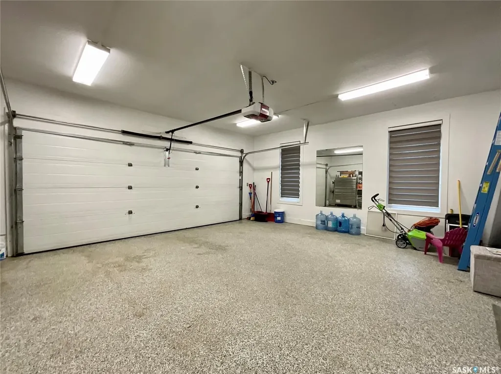 8507 Kestral Drive Regina SK S4Y 1H2