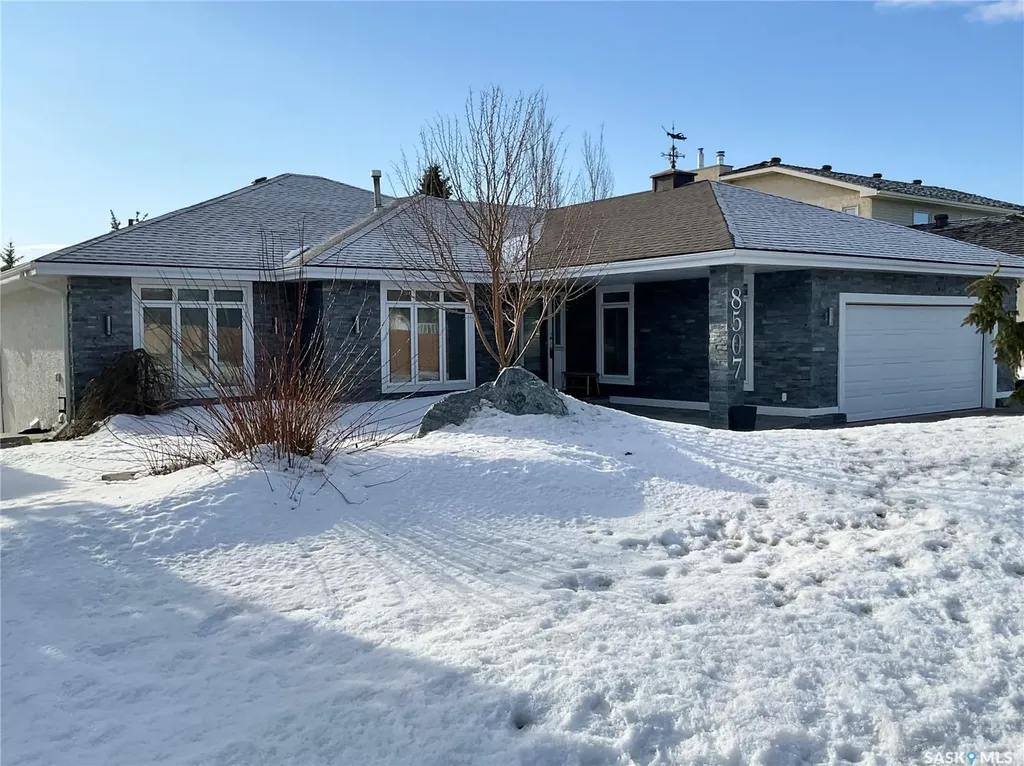 8507 Kestral Drive Regina SK S4Y 1H2