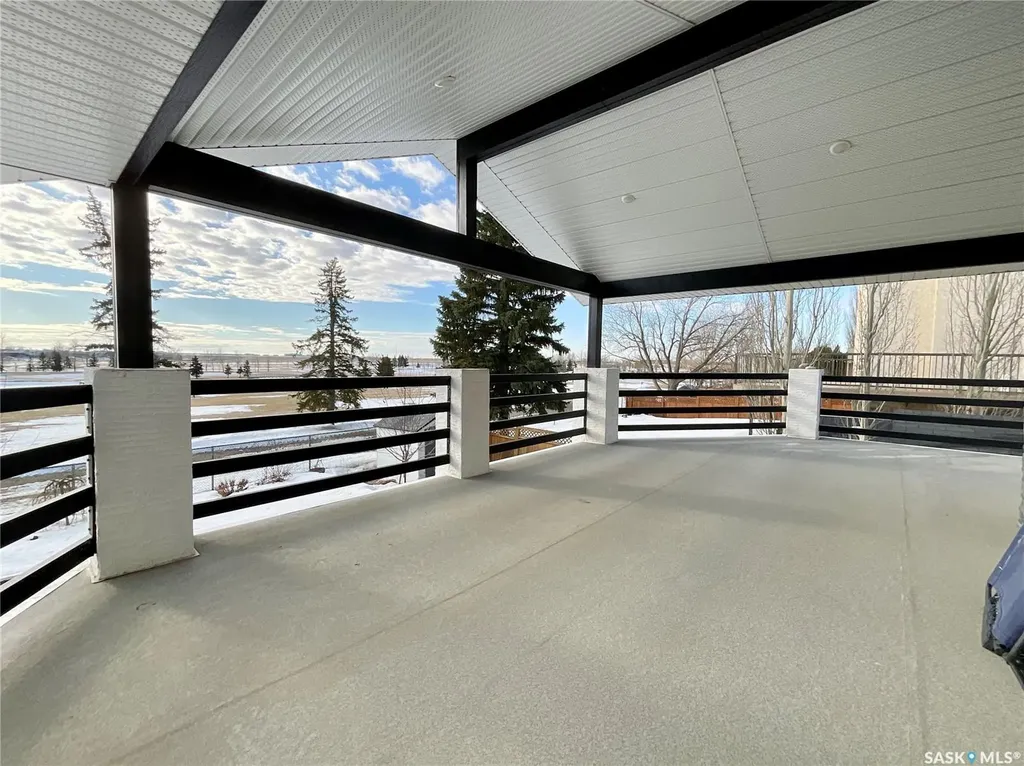 8507 Kestral Drive Regina SK S4Y 1H2