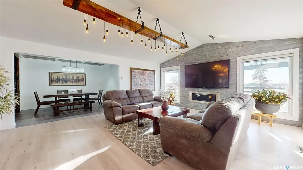 8507 Kestral Drive Regina SK S4Y 1H2