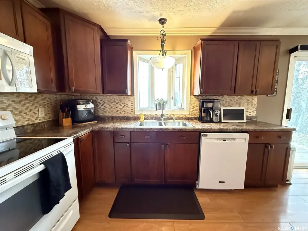 134 Perry Crescent Estevan SK S4A 0B5