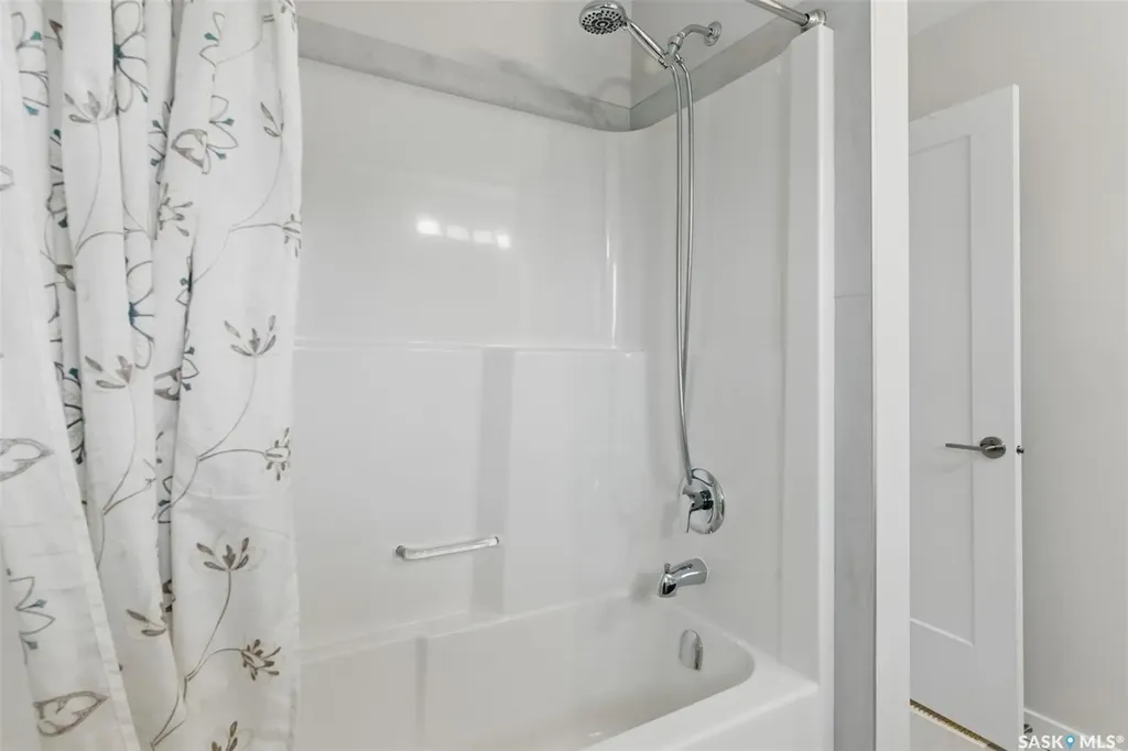 306 Secord Way Saskatoon SK S7V 0L9