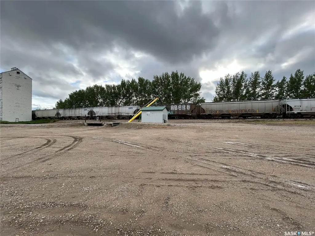 400 Railway Avenue E Rosthern SK S0K 3R0