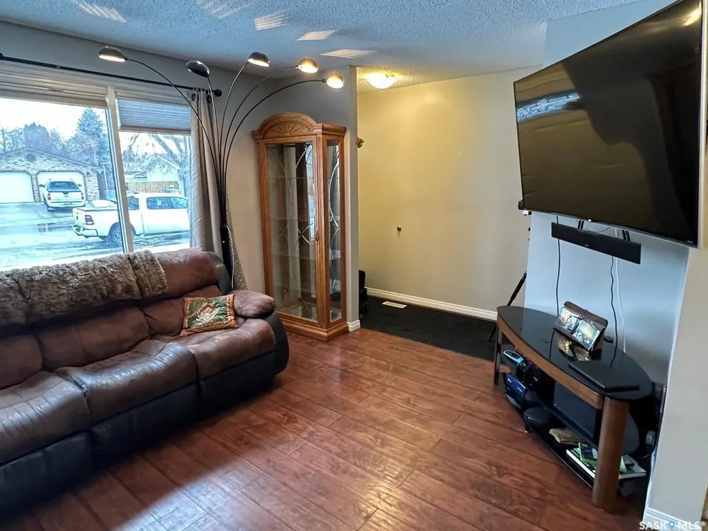 1358 Brown Street Regina SK S4N 5M3