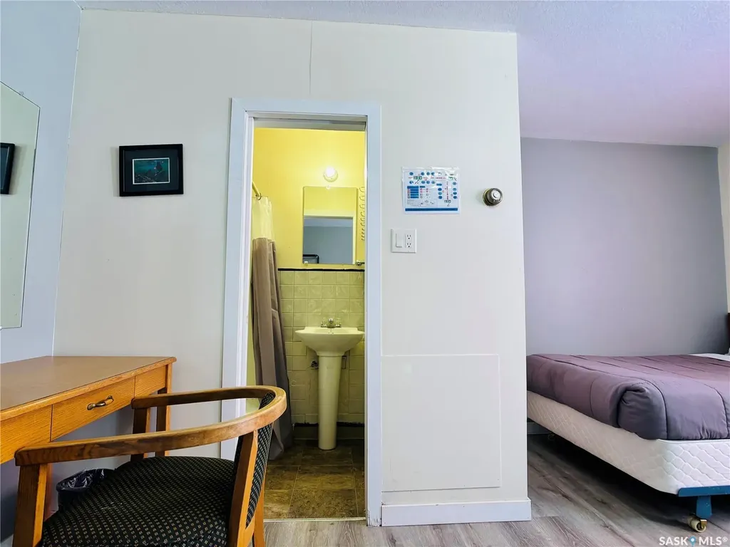 1401 2nd Street Estevan SK S4A 0M5