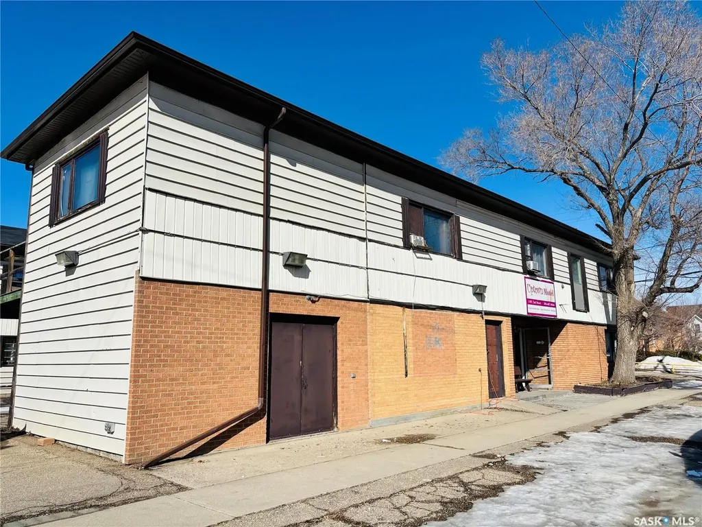 1401 2nd Street Estevan SK S4A 0M5