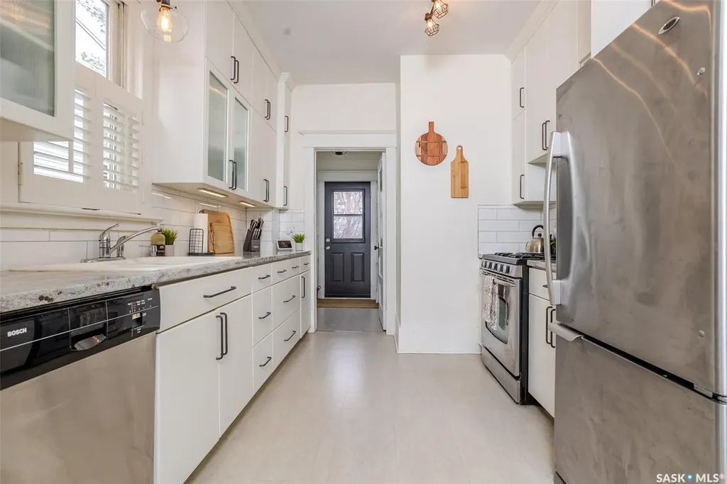 515 9th Street E Saskatoon SK S7N 0A9
