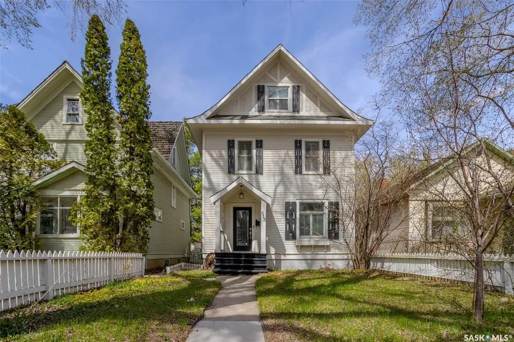 515 9th Street E Saskatoon SK S7N 0A9