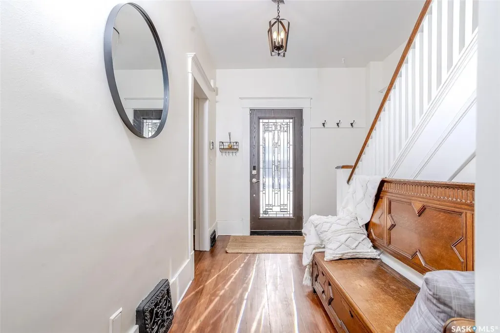 515 9th Street E Saskatoon SK S7N 0A9