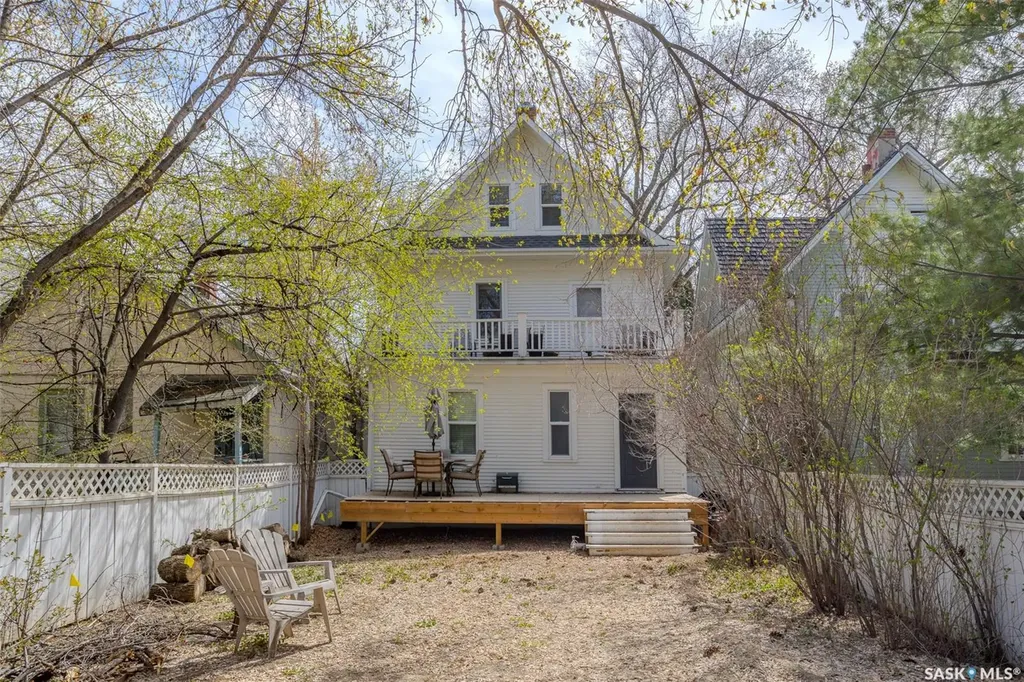 515 9th Street E Saskatoon SK S7N 0A9