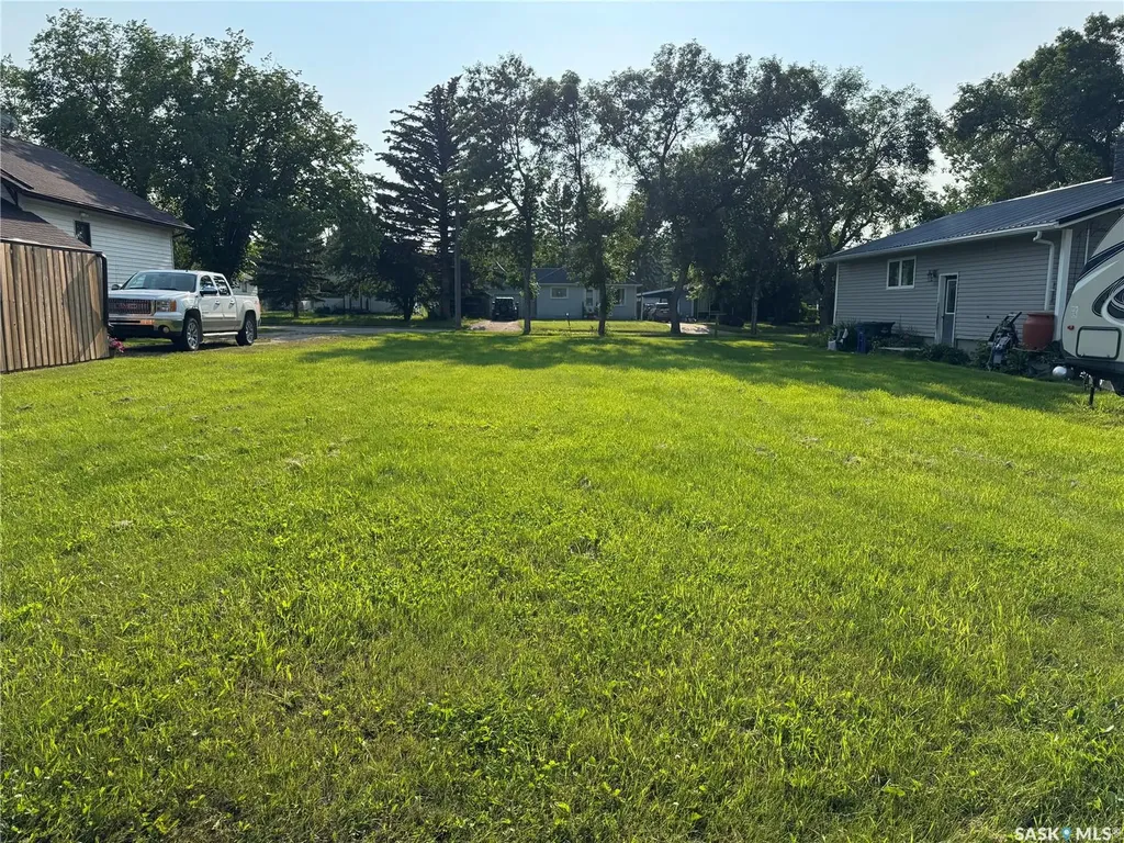 307 3rd Street W Wynyard SK S0A 4T0
