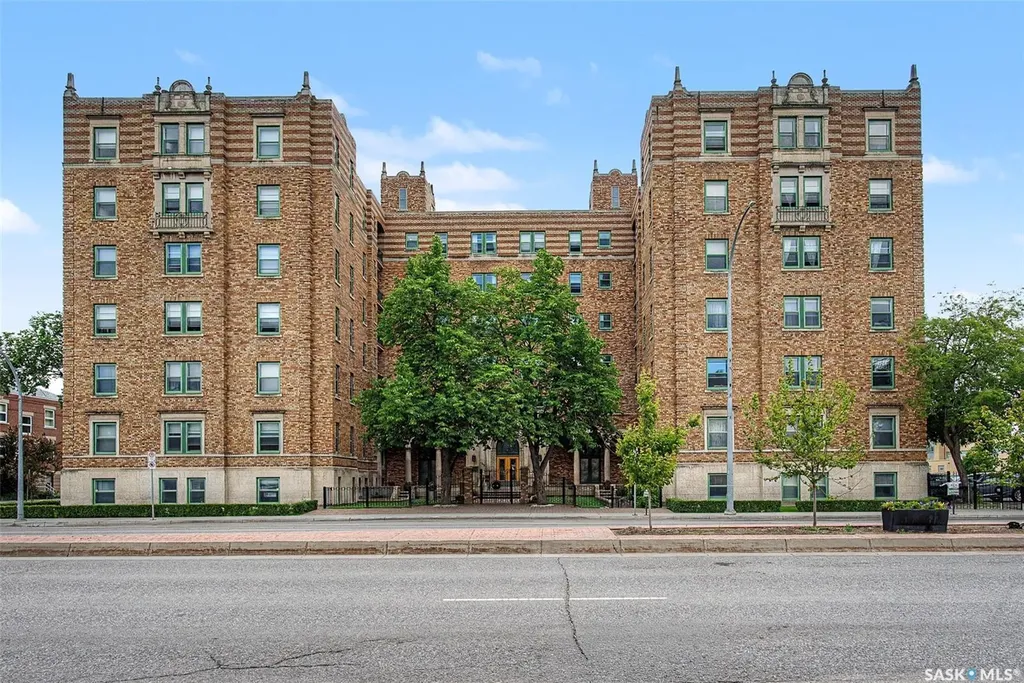 2305 Victoria Avenue Regina SK S4P 0S7