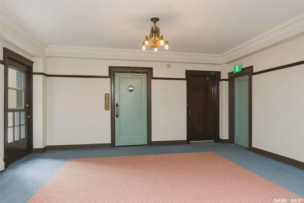 2305 Victoria Avenue Regina SK S4P 0S7