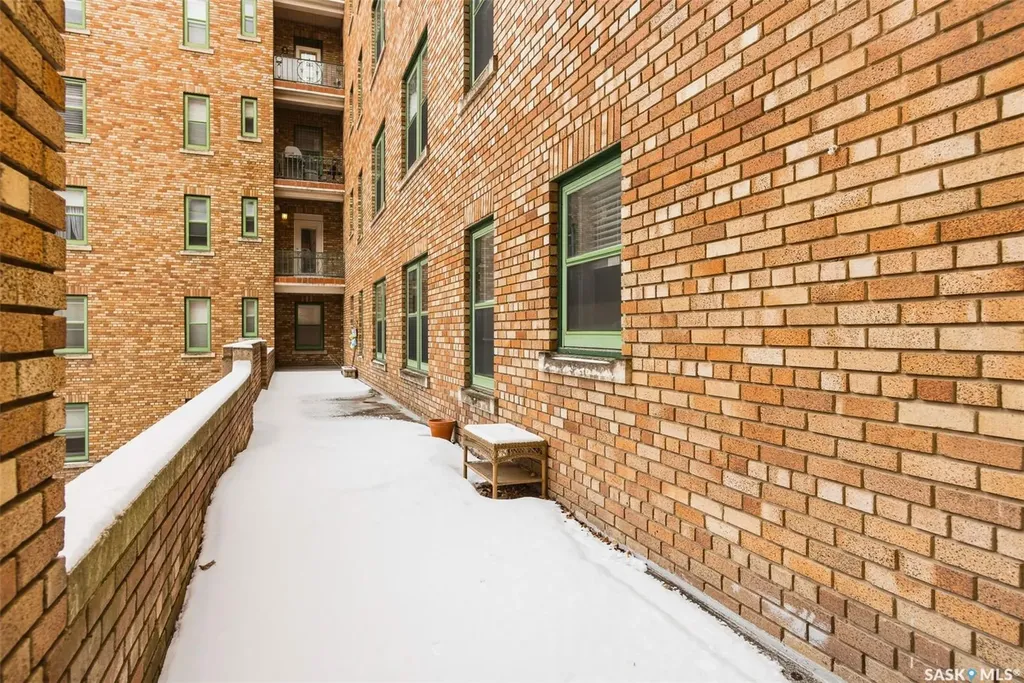 2305 Victoria Avenue Regina SK S4P 0S7