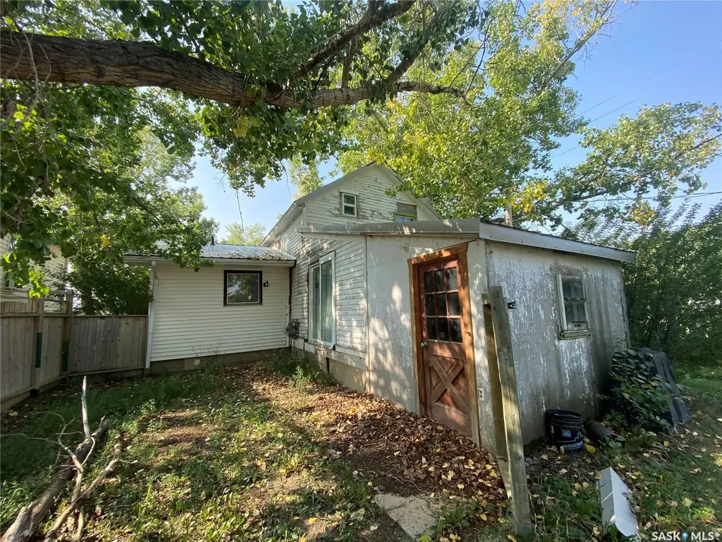 81 Grand Avenue Plenty SK S0L 2R0