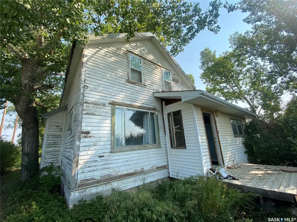 81 Grand Avenue Plenty SK S0L 2R0