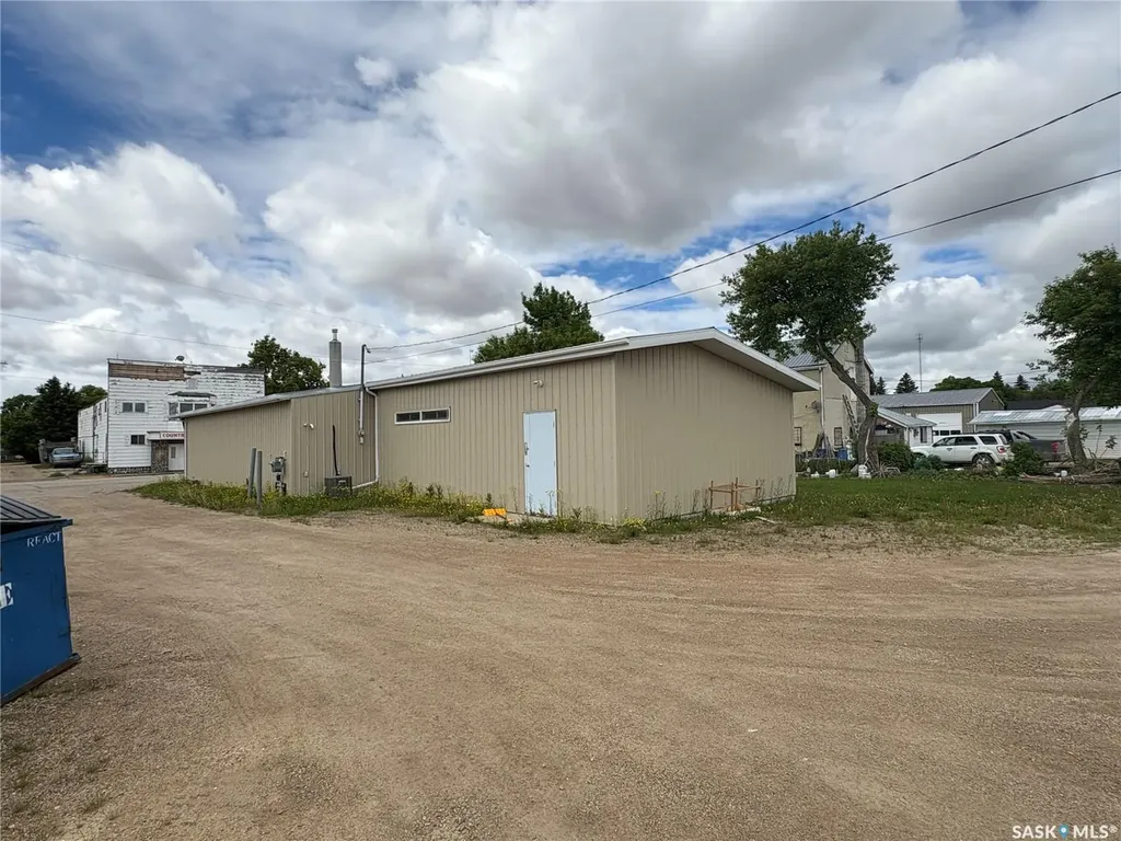 108 Aspen Street Leroy SK S0K 2P0
