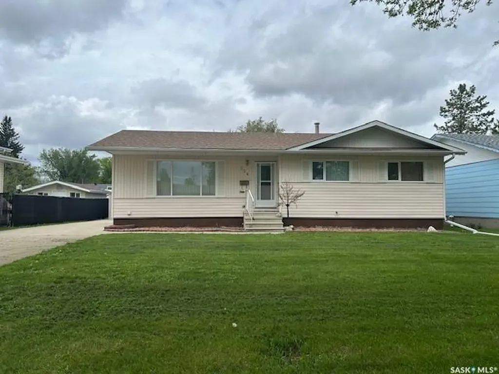 154 Parker Crescent Canora SK S0A 0L0