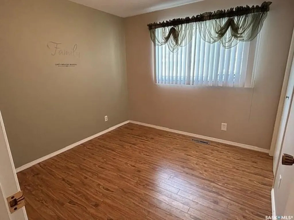 154 Parker Crescent Canora SK S0A 0L0