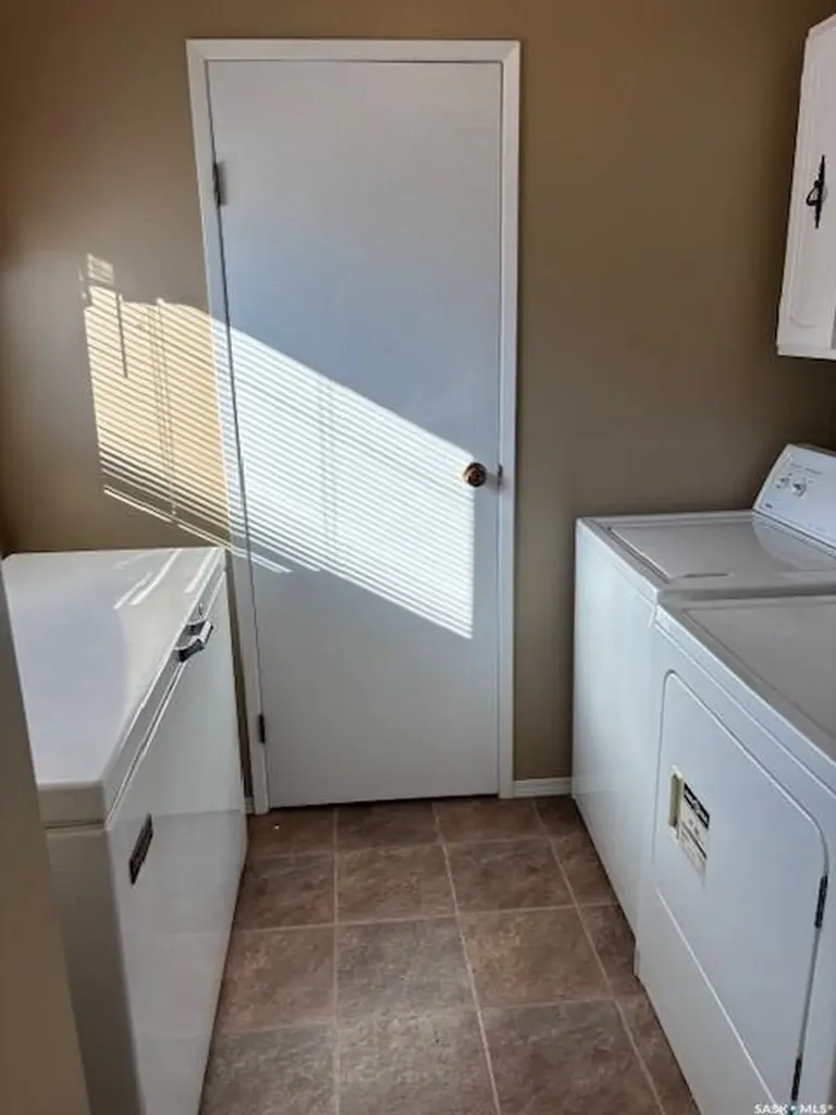 154 Parker Crescent Canora SK S0A 0L0