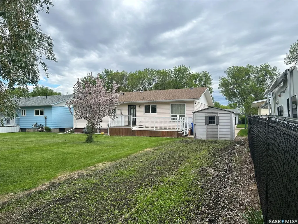 154 Parker Crescent Canora SK S0A 0L0
