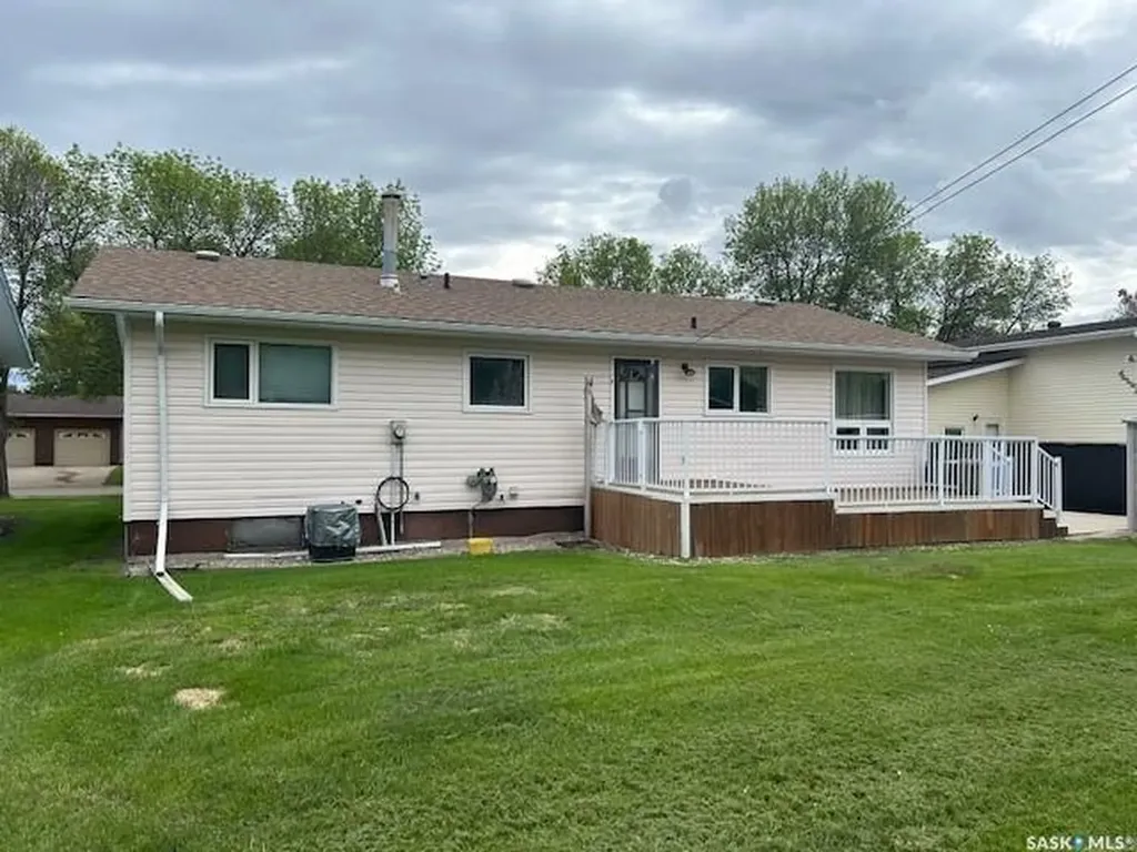 154 Parker Crescent Canora SK S0A 0L0