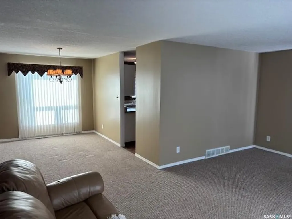 154 Parker Crescent Canora SK S0A 0L0