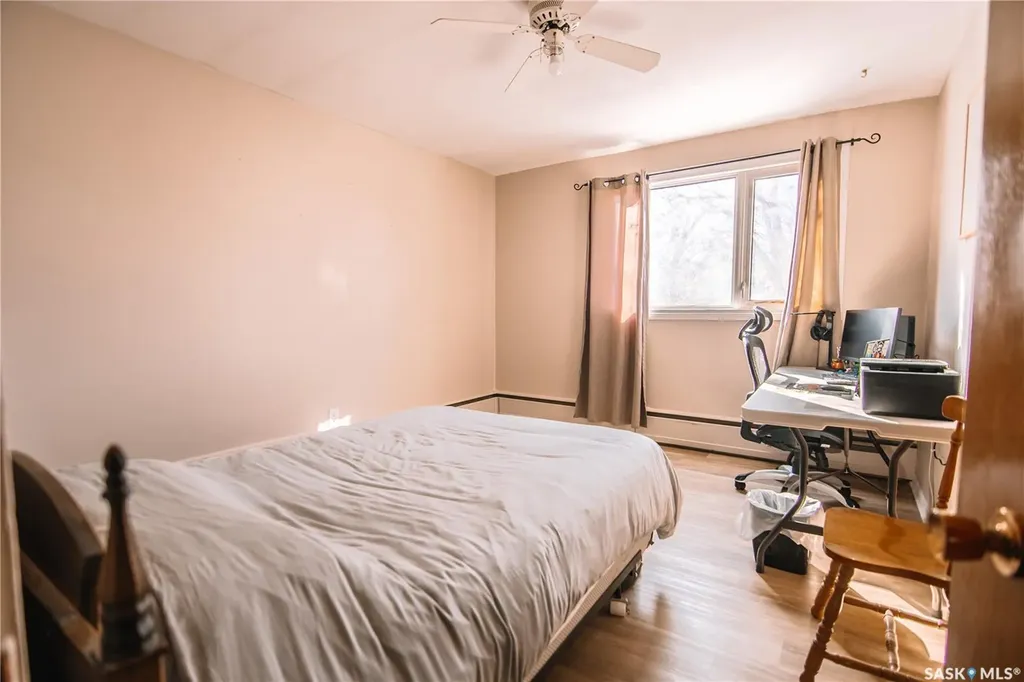 4 Neill Place Regina SK S4N 2V4