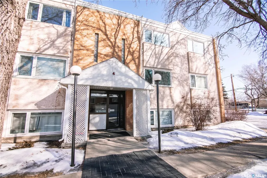 4 Neill Place Regina SK S4N 2V4