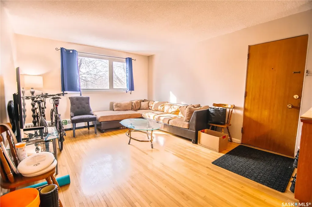 4 Neill Place Regina SK S4N 2V4