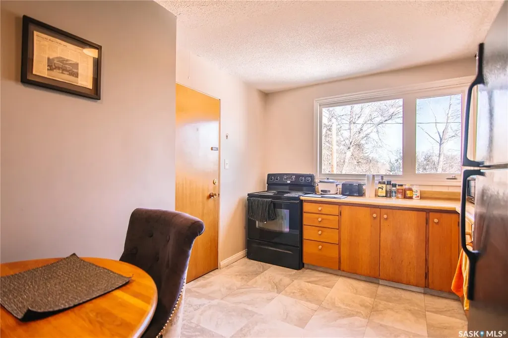 4 Neill Place Regina SK S4N 2V4