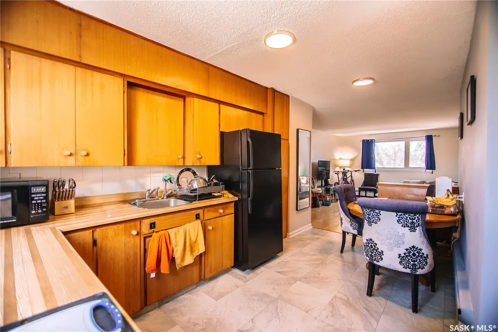 4 Neill Place Regina SK S4N 2V4