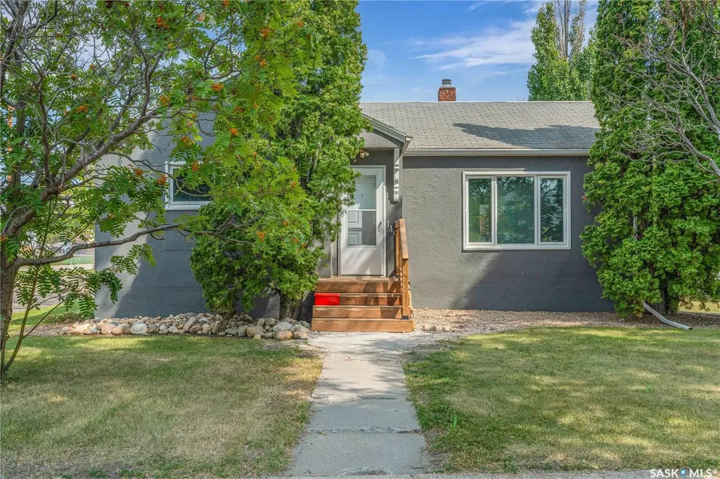 1492 95th Street North Battleford SK S9A 0G6