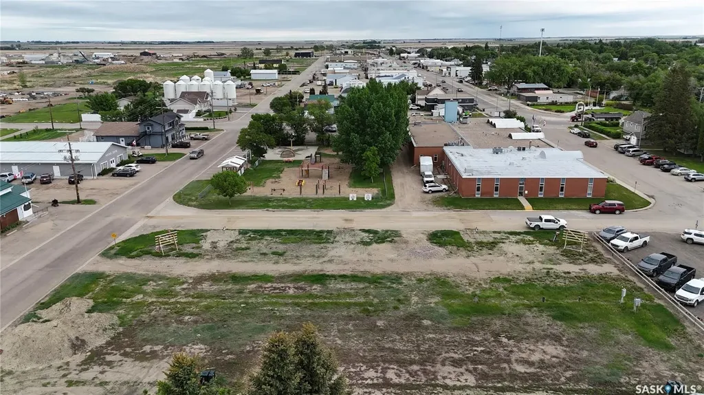 100-102 Thomson Street Outlook SK S0L 2N0