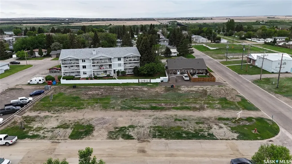 104-106 Thomson Street Outlook SK S0L 2N0