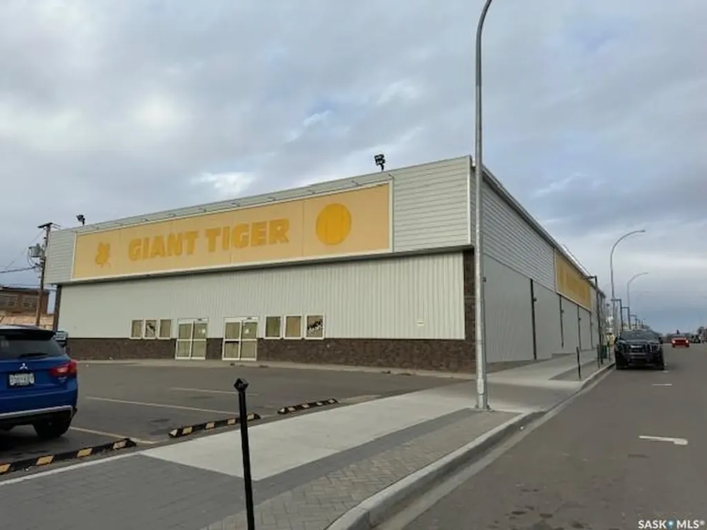 1121 102nd Street North Battleford SK S9A 1Y9