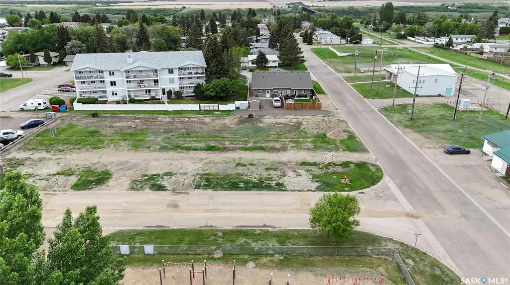 96-98 Thomson Street Outlook SK S0L 2N0