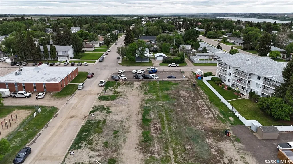 96-98 Thomson Street Outlook SK S0L 2N0
