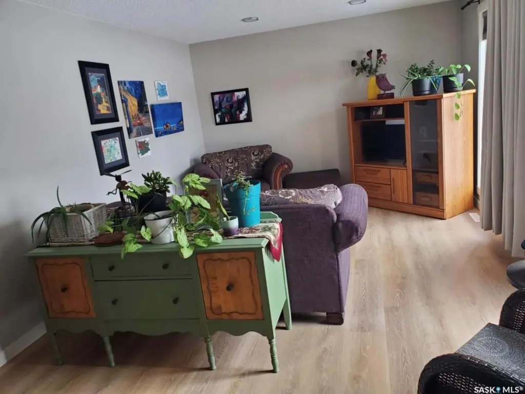 105 6th Avenue S Big River SK S0J 0E0