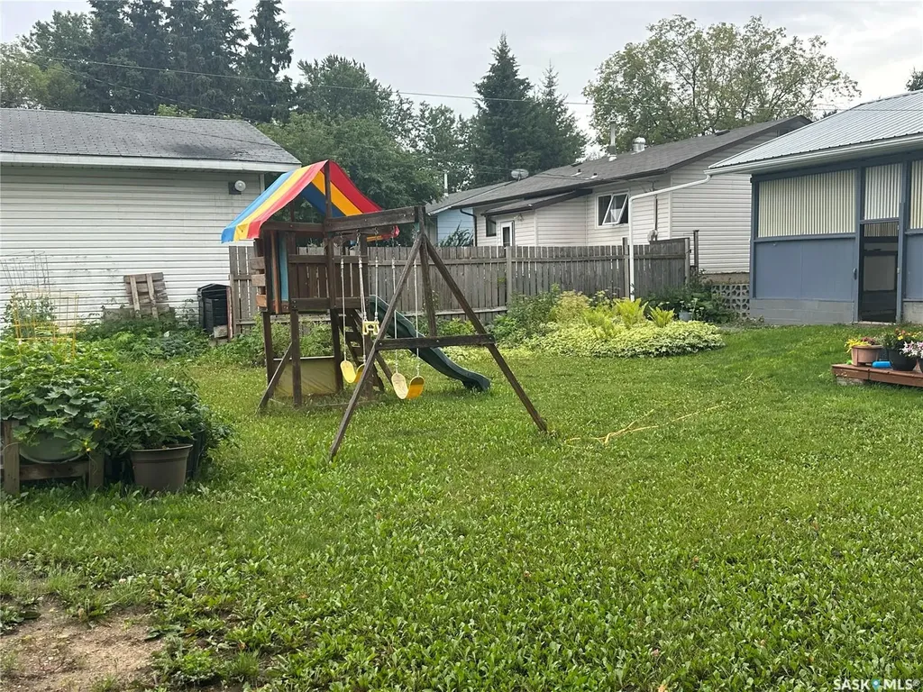 105 6th Avenue S Big River SK S0J 0E0