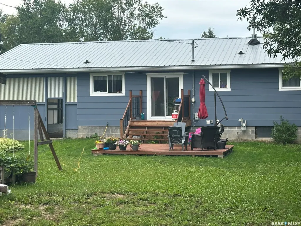105 6th Avenue S Big River SK S0J 0E0