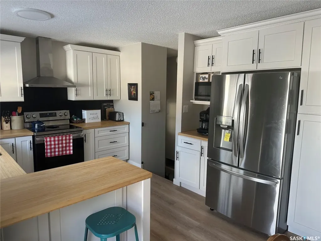 105 6th Avenue S Big River SK S0J 0E0
